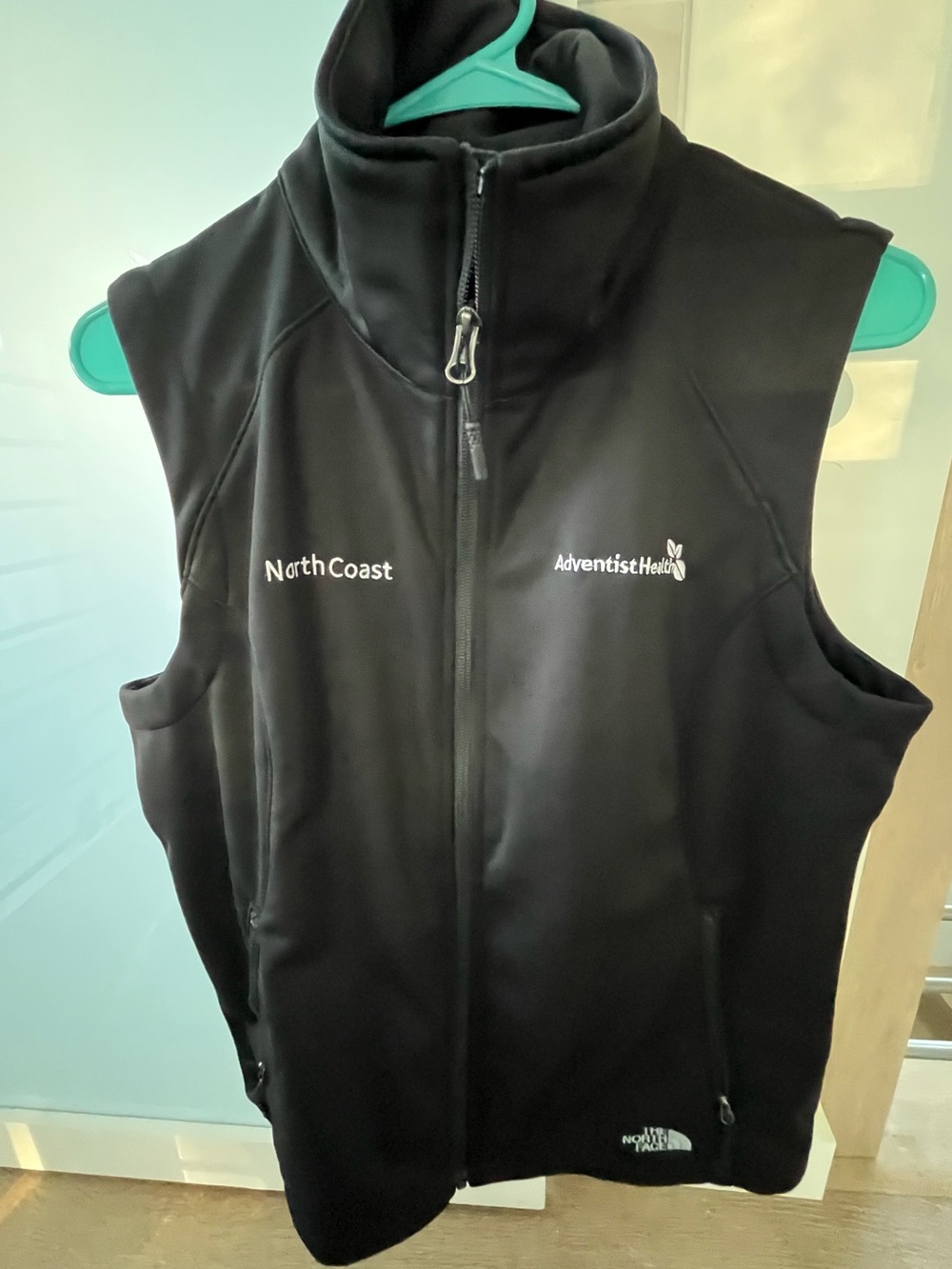 The North Face Women's Black
Vest with Zip Pockets Size
Large